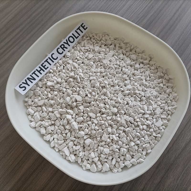 Reagent Sınıfı Sentetik Kriolite %99 Na3AIF6 Alüminyum elektrolizinde akış olarak kullanılan, çamur çıkarıcı maddeler için